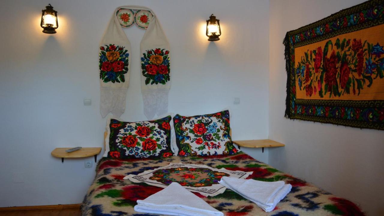 Acasa In Maramures Feresti Exterior photo